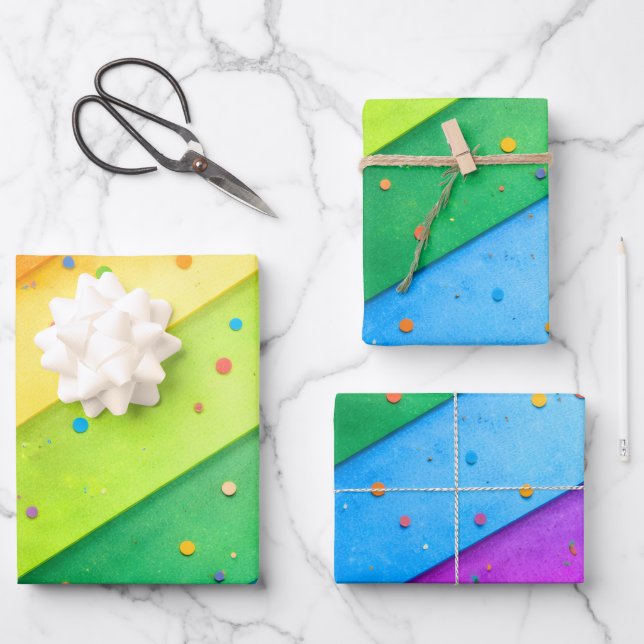Hoja De Papel De Regalo Striped Rainbow with confetti (Anverso)