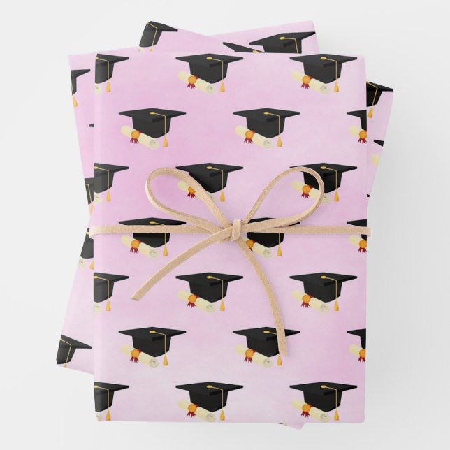 Hoja De Papel De Regalo Tapón y Diploma Rosa del Día de Graduación (In situ)