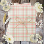Hoja De Papel De Regalo Tartán-marfil profundo de color rosa-verde-extra-c<br><div class="desc">Tartán luce tonos suaves de marfil rosa profundo,  verde salvia y extra claro. Se puede usar en cualquier ocasión y es neutro en la edad.</div>