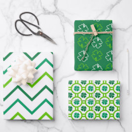 Hoja De Papel De Regalo Tonos de verde con tréboles irlandeses blancos