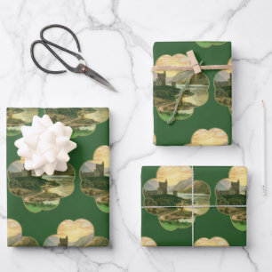 Hoja De Papel De Regalo Trebol de la Suerte Dorado Vintage con un Castillo