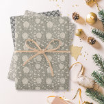 Hoja De Papel De Regalo Vintage Christmas<br><div class="desc">Vintage Navidad bloque impreso inspirado en hojas de papel de envoltura.</div>