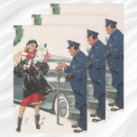 Hoja De Papel De Regalo Vintage Christmas, Shopping presenta al policía<br><div class="desc">Ilustracion de la Vintage. Imagen de feriado navideño con una madre cargando regalos de Navidades de vuelta a su auto estacionado. Un amable agente de la policía le da de comer su contador de estacionamiento mientras está nevando durante la temporada invernal. ¡Divertido diseño kitsch retro de los años 50!</div>