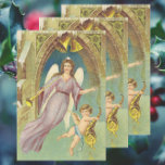 Hoja De Papel De Regalo Vintage Christmas, Victorian Angel con Cherub<br><div class="desc">Ilustracion de época Navidades victorianos religiosos imagen festividad con un ángel musical con alas flotando y sosteniendo un cuerno musical. Al lado de ella, un cherúb angélico flota en una cornucopia (un clásico símbolo de abundancia y nutrición) con monedas de oro que se derraman. Las campanas de oro están sonando...</div>