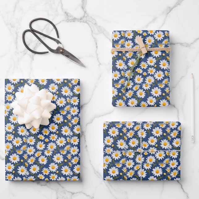 Hoja De Papel De Regalo White English Daisies on Dark Blue (Anverso)