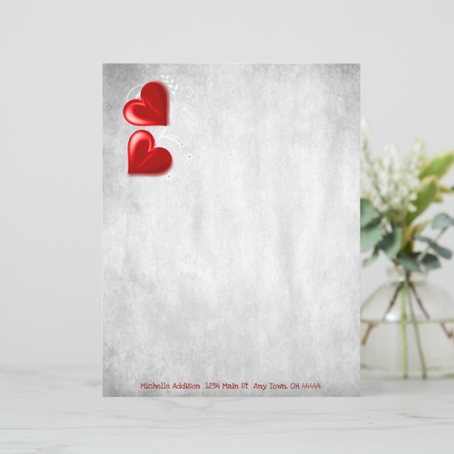 Hoja de papel personalizada de corazones rojos de  (Anverso de pie)