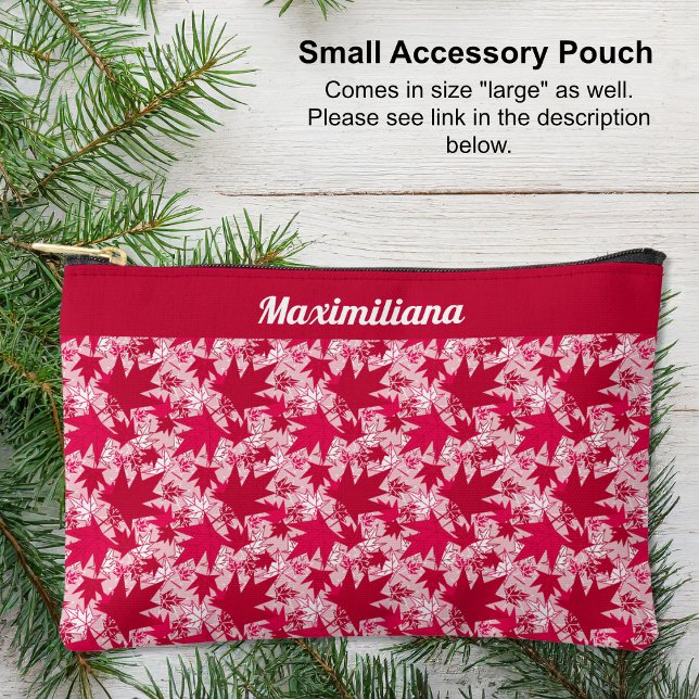 Hojas de arce en rosa - pequeña bolsa accesoria (Red and white Maple Leaves on Pink - SMALL Accessory Pouch by The Canadian Outpost shop)