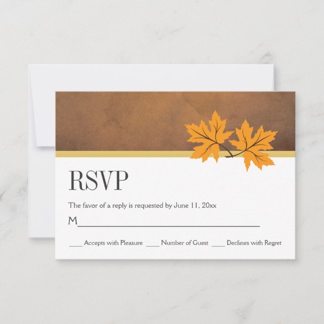 hojas de arce naranja sobre papel marrón boda RSVP (Anverso)