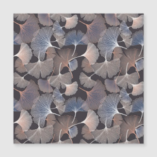 Hojas de Ginkgo: elegante patrón natural.