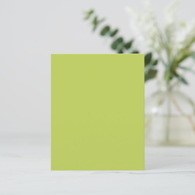 Hojas de papel chartreuse suaves de moda (Anverso de pie)