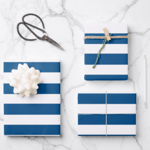 Hojas de papel de envolvimiento de rayas azules y