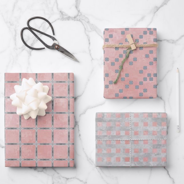 Hojas de papel de envolvimiento geométrico rosa y  (Anverso)