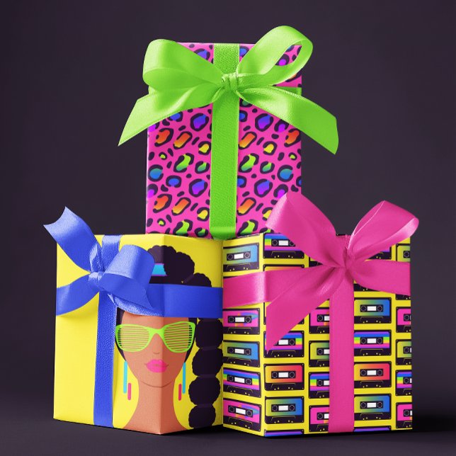 Hojas de papel envolvente de los años 1980 (Celebrate a special 1980's birthday with these bright colored wrapping paper sheets! )
