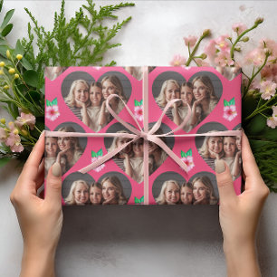 Hojas de papel para envolver fotos de corazón