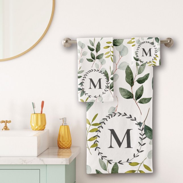 Hojas Tropicales de Eucalipto Verde Monogramadas (In situ bathroom wall)