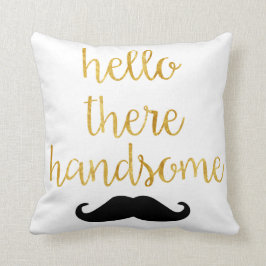 Hola allí almohada hermosa