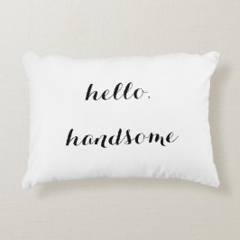 "Hola," almohada decorativa hermosa