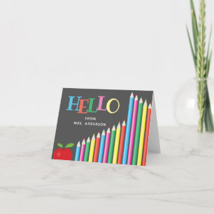 Hola desde el tablero de lápices coloreados de pro