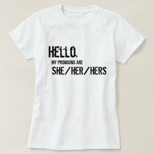 Hola. Ella/ella/la suya camisa