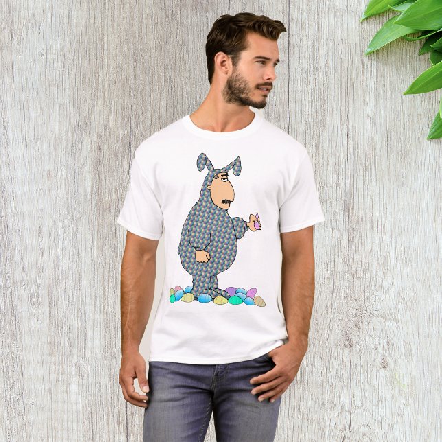 Hombre como conejo de Pascua con camiseta (Subido por el creador)