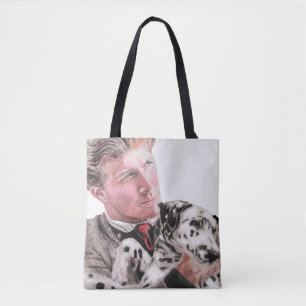 Hombre con la bolsa de la tota del perro de Dalmac