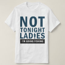 Hombres divertidos y camisa sarcástica de la pesca