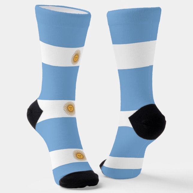Hombres se calcetines con bandera de Argentina. (Angular)