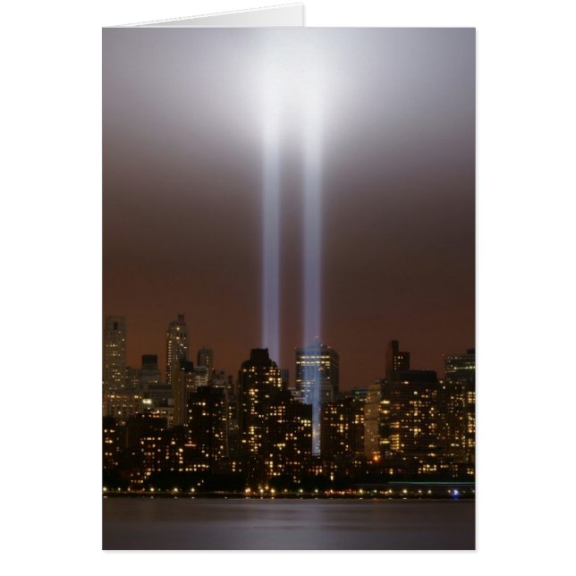 Homenaje en el World Trade Center a la luz en Nuev (Frente)