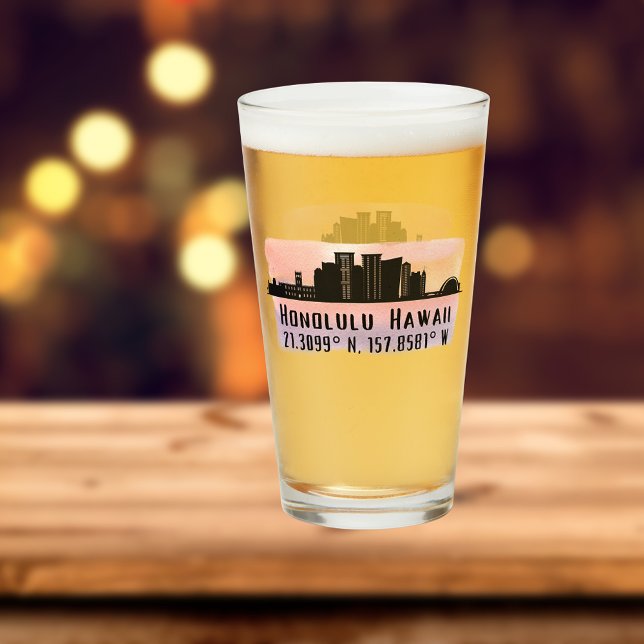Honolulu Skyline Latitude y Pint de longitud (Subido por el creador)