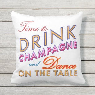 Hora de beber la almohada al aire libre blanca de