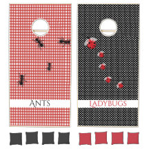 Hormigas frente a Ladybugs