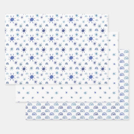 Hoyo azul y hojas de papel de envolvimiento del ar