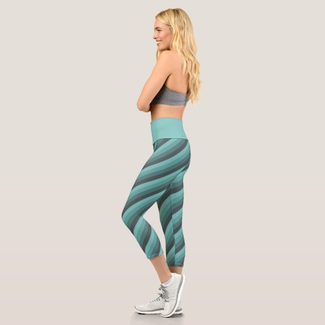 Hues verdes rayas diagonales Capri Leggings (Izquierda)