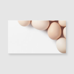 Huevos De Pollo Sobre Fondo Blanco