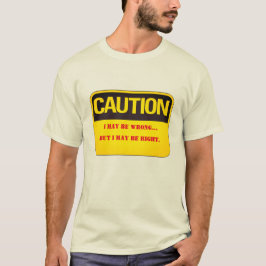 Humorístico más allá de la camiseta Uni-sex de Com