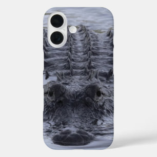 Hungry Gator sobre el funda del iPhone 16