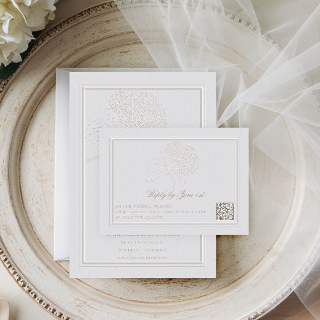 Hydrangea Formal Elegante Marfil Respuesta Boda QR (hydrangeas wedding response card qr code rsvp formal traditional elegant modern classic)