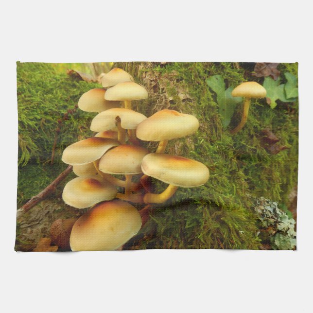 Hypholoma fasciculare Mushroom Tea Toalla (Horizontal)