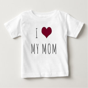 I corazón mi camiseta del niño de la mamá