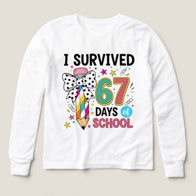 i survived 67 days of school shirt (Diseño frontal)