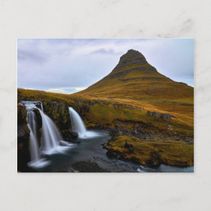 Icónica postal Kirkjufall Islandia