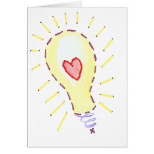 Idea brillante de la bombilla - corazón