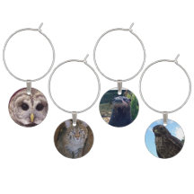 Encantos del vino de la fauna