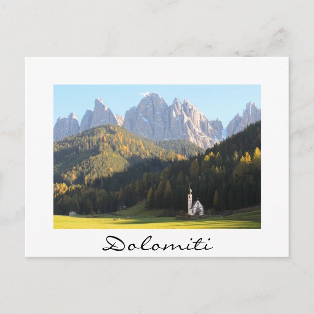 Iglesia con postal de texto blanco de los Dolomita (Anverso)