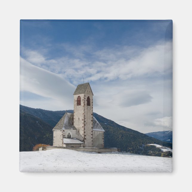 Iglesia de San Jakob en el imán de Villnöss (Frente)