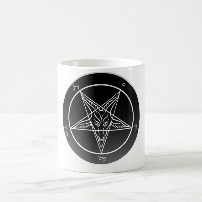 Iglesia de Satan Sigil Noir de la taza de Baphomet (Centro)
