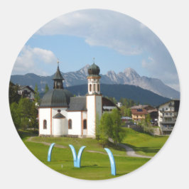 Iglesia en Seefeld, Austria, pegatina redondo