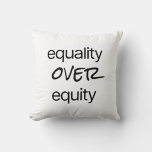 Igualdad frente al Cojín decorativo de equidad