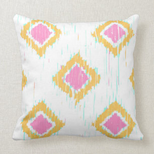 Ikat Painterly en almohada rosada y anaranjada por