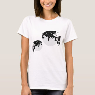 Ilustración de pez globo Derpy lindo en camiseta